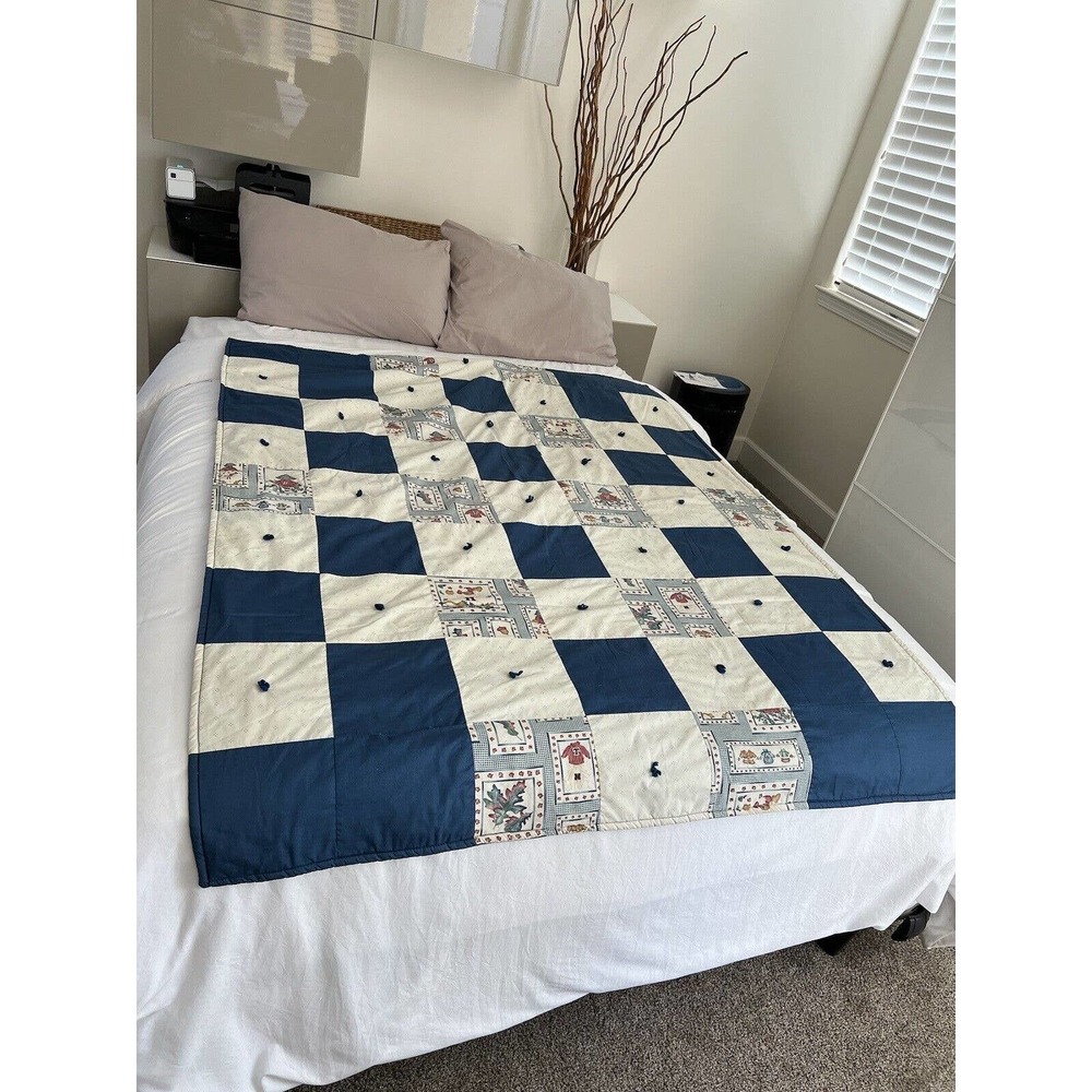Vintage Handmade Bear White And Blue Patchwork Quilt Vtg Tommy Hilfiger?